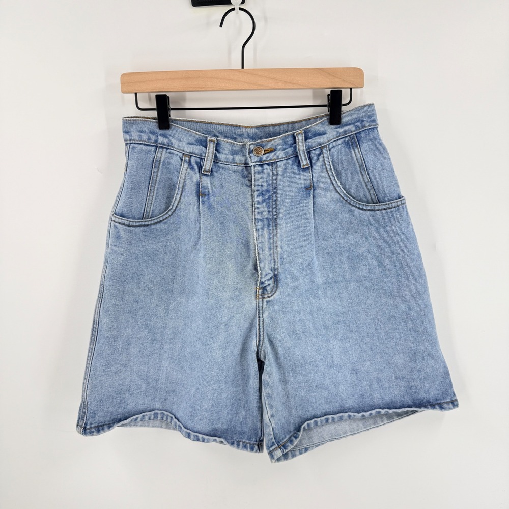 Vintage 90s Bill Blass Denim Shorts Light Wash 12 High Waist Pleated Mom Shorts
